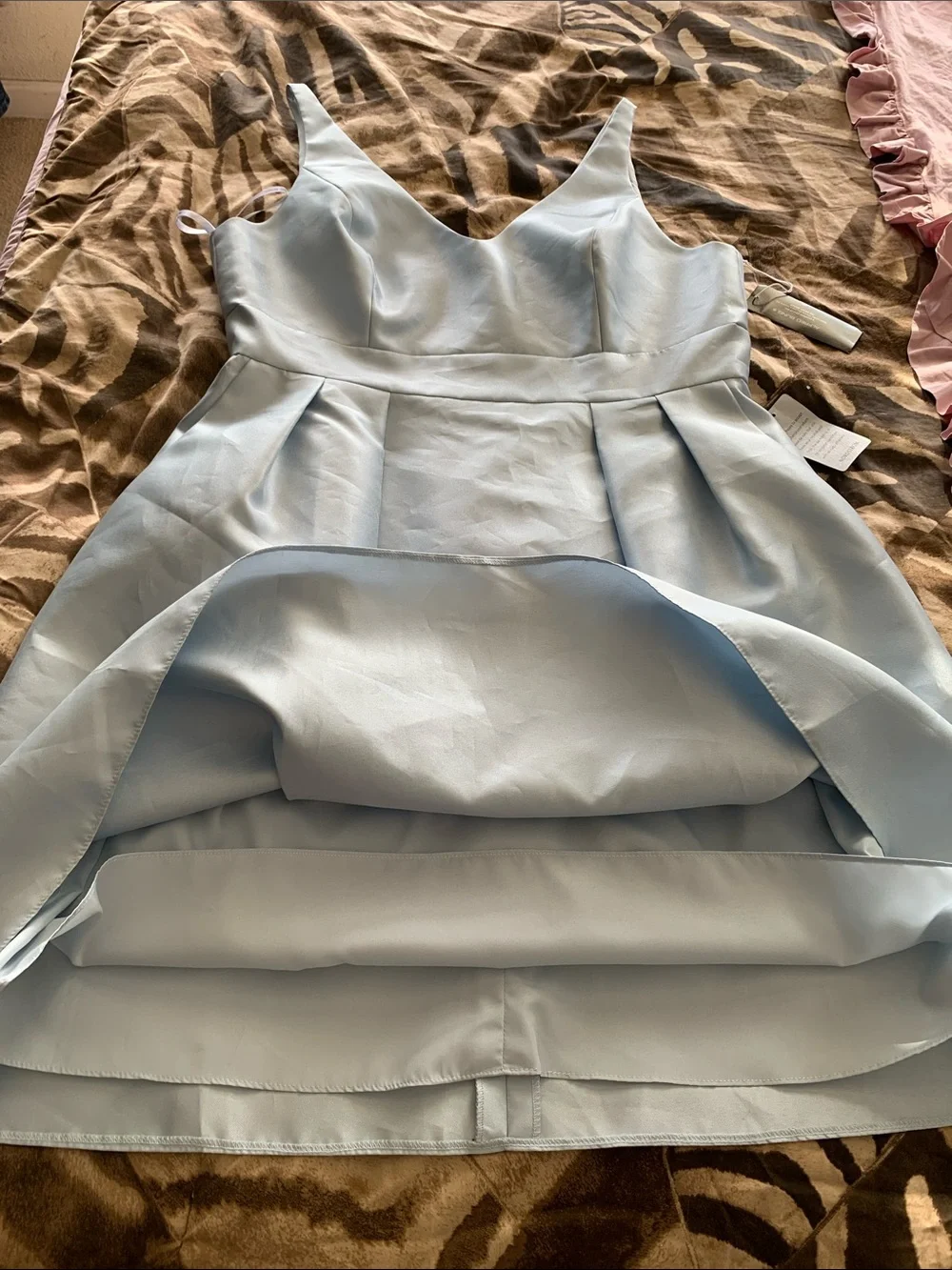 ALFRED SUNG Pleated Midi Light
Ice Blue V-Neck Sleeveless / A-Line Maxi Dress - Picture 12 of 14